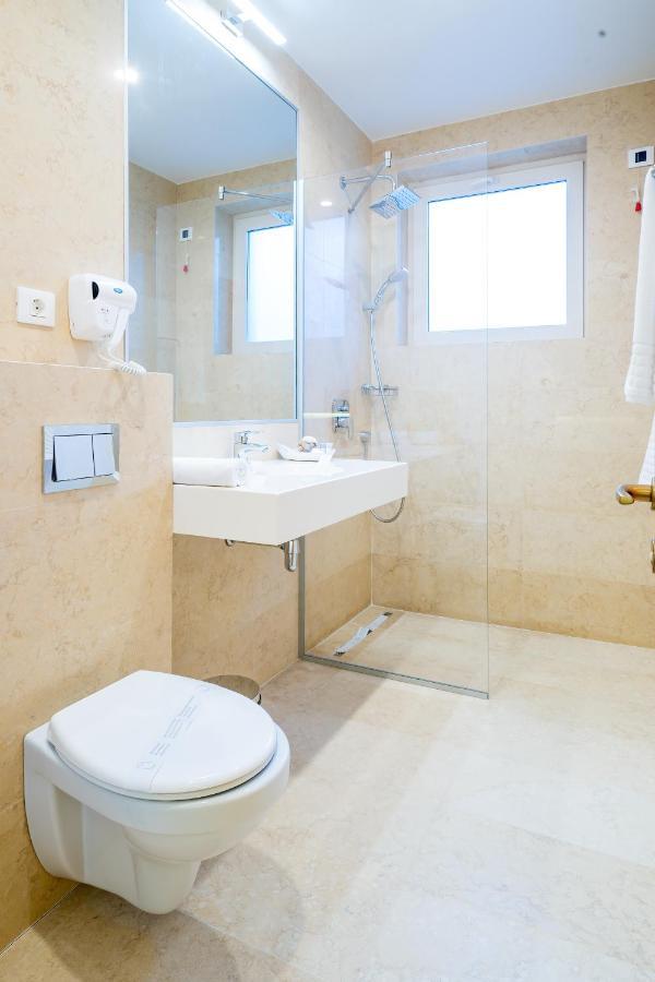 Hotel Console Slobozia  Luaran gambar